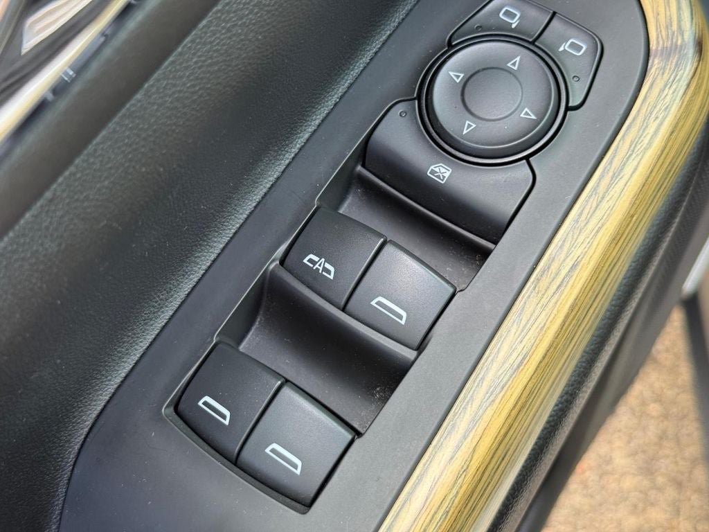 Used 2019 GMC Acadia Denali w/ Technology Package AWD/4WD image 23