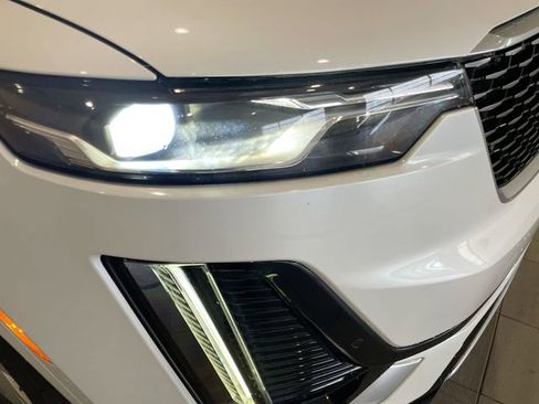 Certified 2023 Cadillac XT6 Premium Luxury image 11