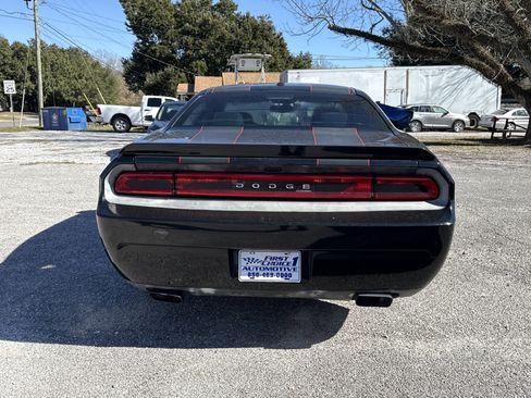 Used 2014 Dodge Challenger R/T w/ Blacktop Package image 4