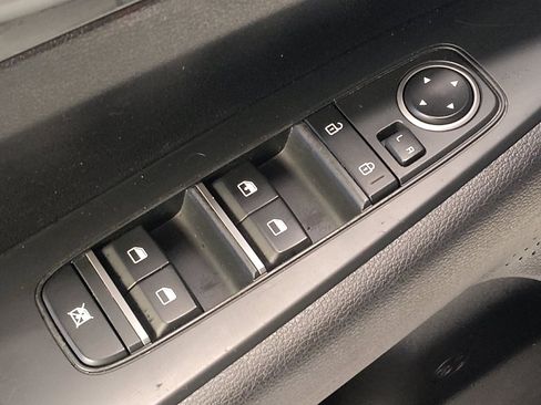 Used 2020 Kia Forte LXS FWD image 27