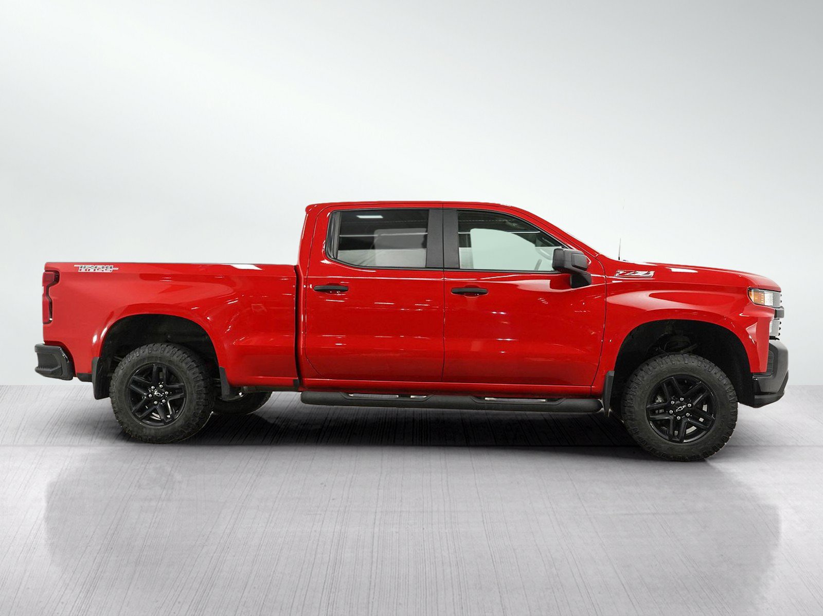 Used 2019 Chevrolet Silverado 1500 Custom Trail Boss w/ Custom Convenience Package AWD/4WD image 6