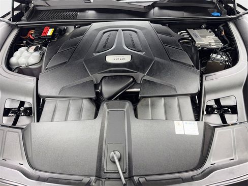 Used 2021 Porsche Cayenne Coupe image 72