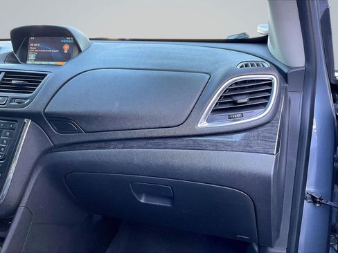 Used 2015 Buick Encore FWD image 17