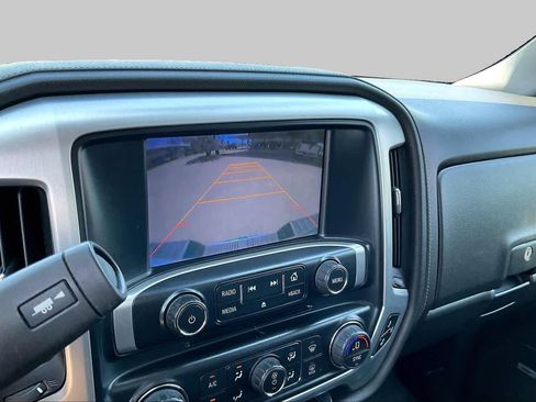 Used 2014 GMC Sierra 1500 SLT w/ SLT Crew Cab Value Package AWD/4WD image 26