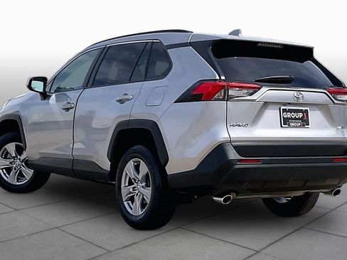 Used 2025 Toyota RAV4 XLE FWD image 12