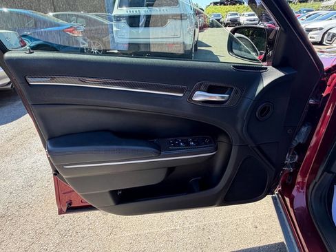 Used 2019 Chrysler 300 Touring w/ Sport Appearance Package RWD image 21