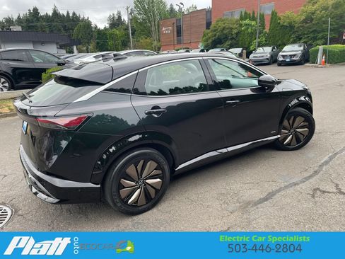 Used 2023 Nissan Ariya FWD image 12