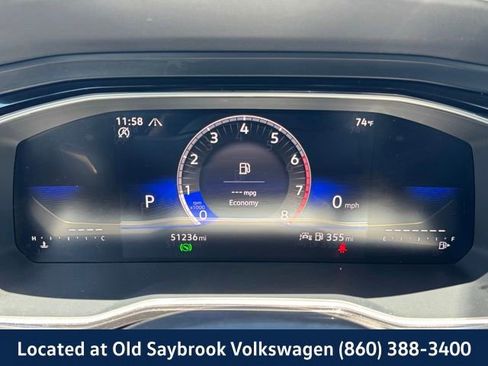 Used 2024 Volkswagen Jetta SE FWD image 35