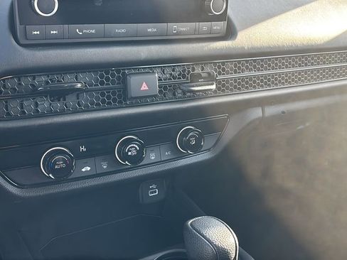 Certified 2023 Honda HR-V LX image 20