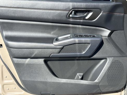 Used 2023 Nissan Pathfinder Rock Creek image 17