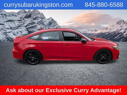 Used 2022 Honda Civic Sport image 2