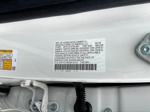 Used 2025 Honda Pilot Elite image 19