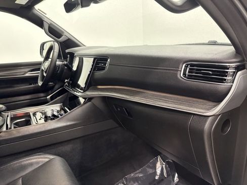 Used 2024 Jeep Wagoneer Series II image 20