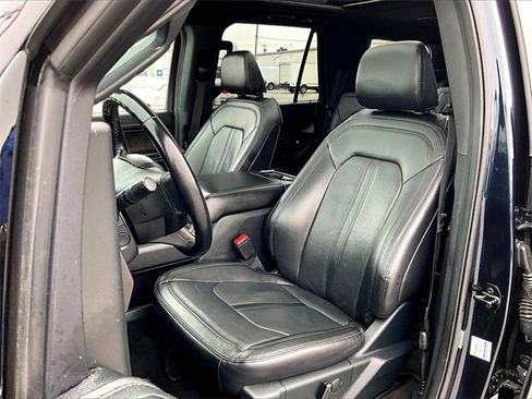 Used 2021 Ford Expedition Limited image 10