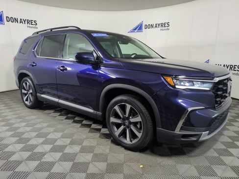 Used 2025 Honda Pilot Elite image 7