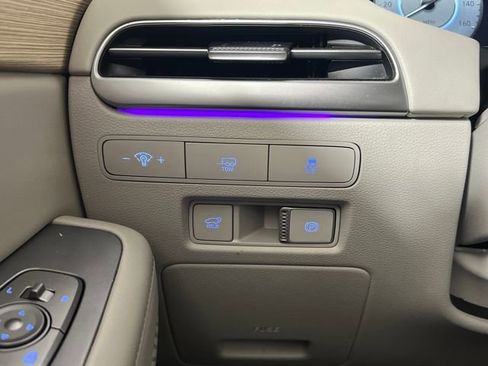 Used 2024 Hyundai Palisade Limited image 13