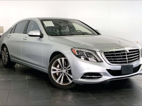 Used 2015 Mercedes-Benz S 550 Sedan image 2