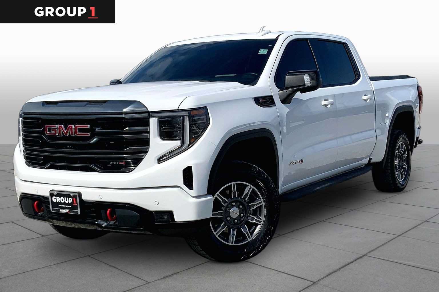 Used 2024 GMC Sierra 1500 AT4 w/ Technology Package AWD/4WD image 1