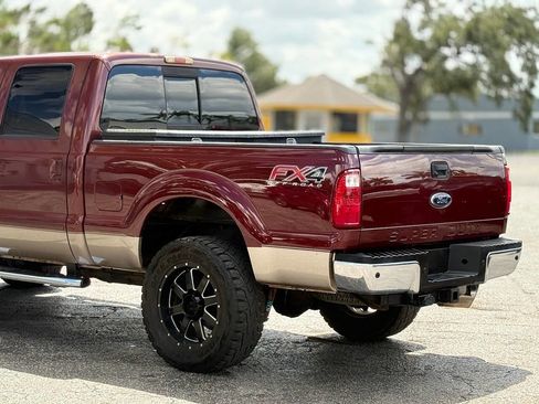 Used 2012 Ford F250 Lariat w/ Lariat Interior Pkg image 6