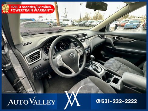 Used 2015 Nissan Rogue SV image 15