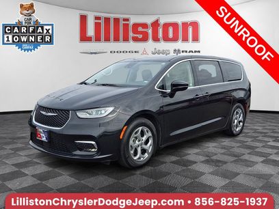 Used 2024 Chrysler Pacifica Limited