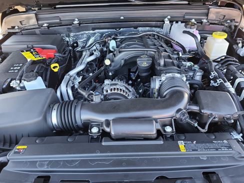 New 2025 Jeep Gladiator Mojave image 30