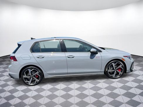 New 2026 Volkswagen GTI SE FWD image 8