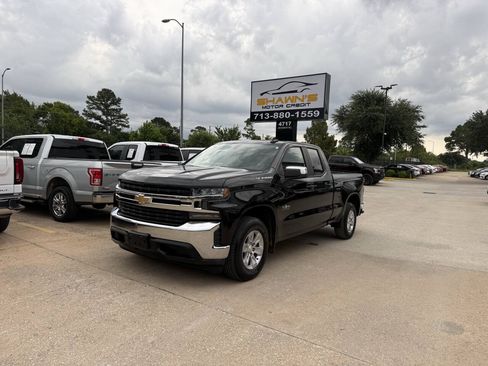 Used 2019 Chevrolet Silverado 1500 LT w/ Texas Edition RWD image 3