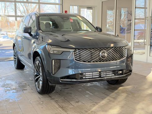 New 2026 Volvo XC90 T8 Ultra w/ Protection Package Premier AWD/4WD image 5