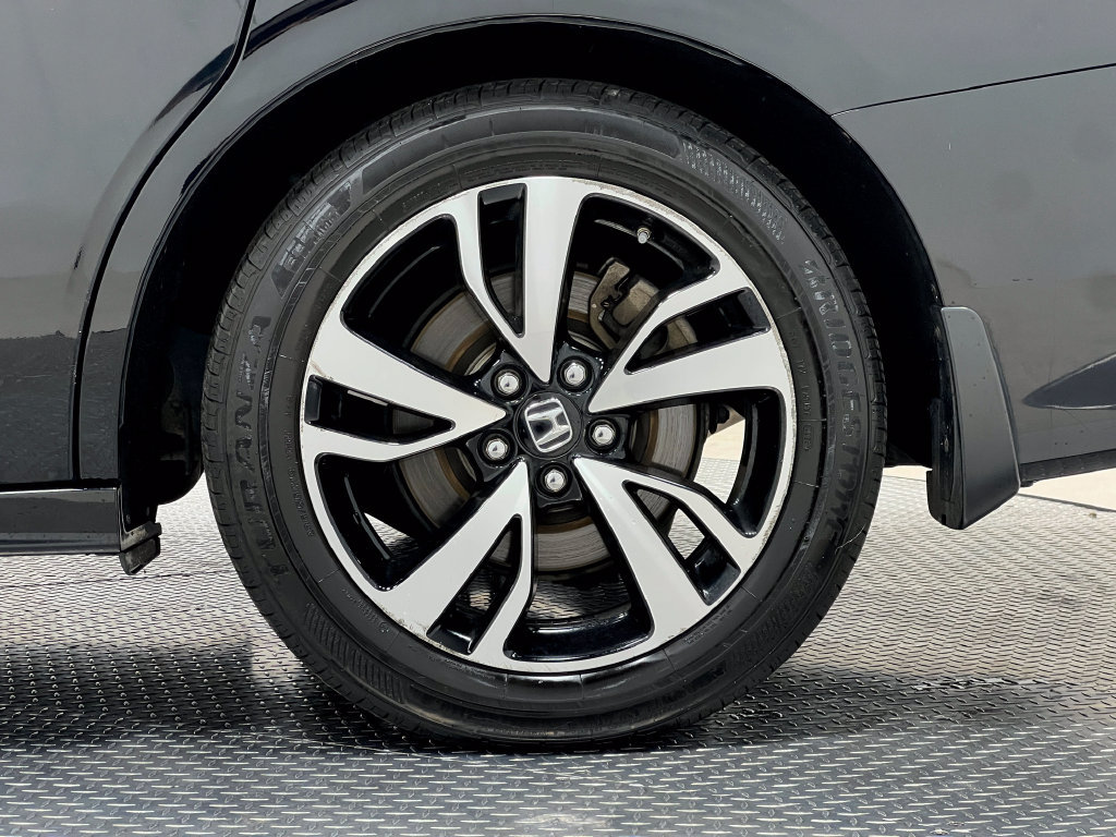 Used 2018 Honda Odyssey Elite image 41