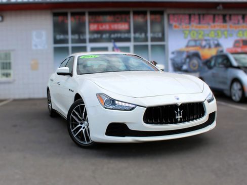 Used 2017 Maserati Ghibli image 1