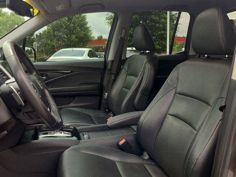 Used 2020 Honda Ridgeline RTL-E image 11