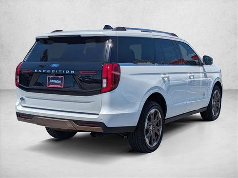New 2026 Ford Expedition King Ranch AWD/4WD image 2