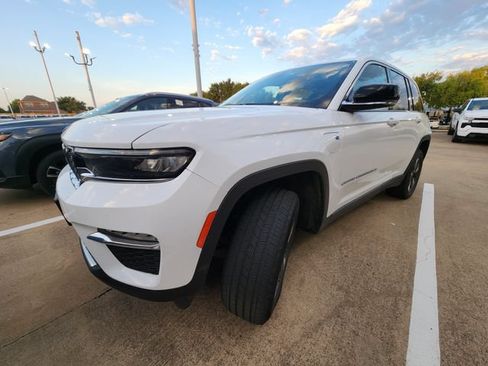 Used 2024 Jeep Grand Cherokee Limited 4xe AWD/4WD image 2