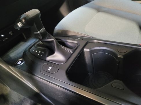 Used 2025 Kia K4 FWD image 26