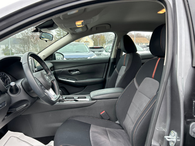 Certified 2023 Nissan Sentra SR w/ Trunk Package FWD image 11