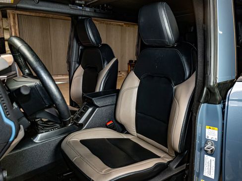 Used 2024 Ford Bronco Wildtrak image 24