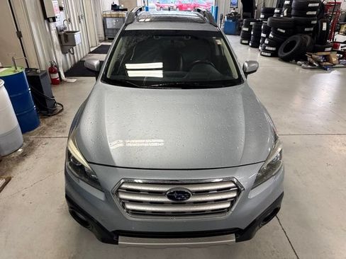 Used 2016 Subaru Outback 2.5i Limited AWD/4WD image 31