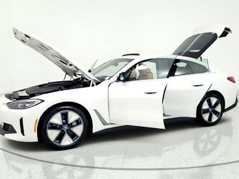 Used 2023 BMW i4 eDrive35 w/ Premium Package RWD image 14