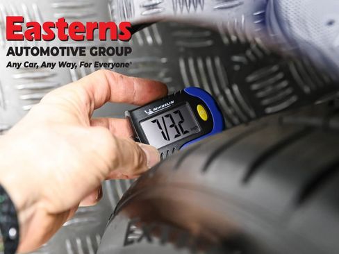 Used 2018 Tesla Model 3 Mid Range RWD image 22