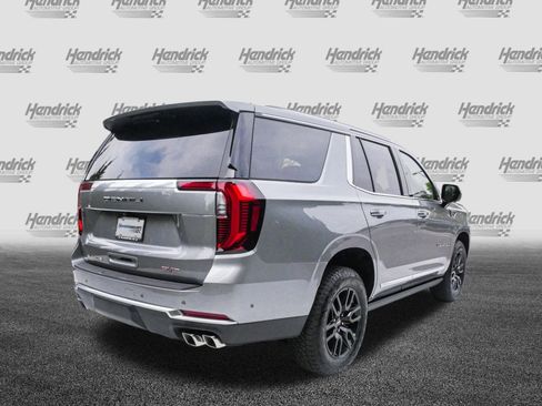 Used 2026 GMC Yukon Denali w/ Sun & Power Step Package AWD/4WD image 10