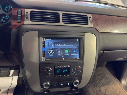 Used 2012 GMC Yukon SLT w/ SLT-2 Equipment Package AWD/4WD image 17