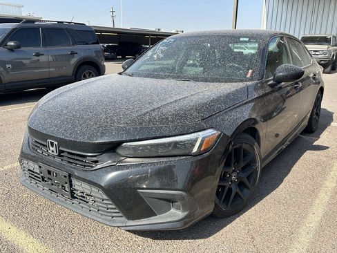 Used 2022 Honda Civic Sport image 2