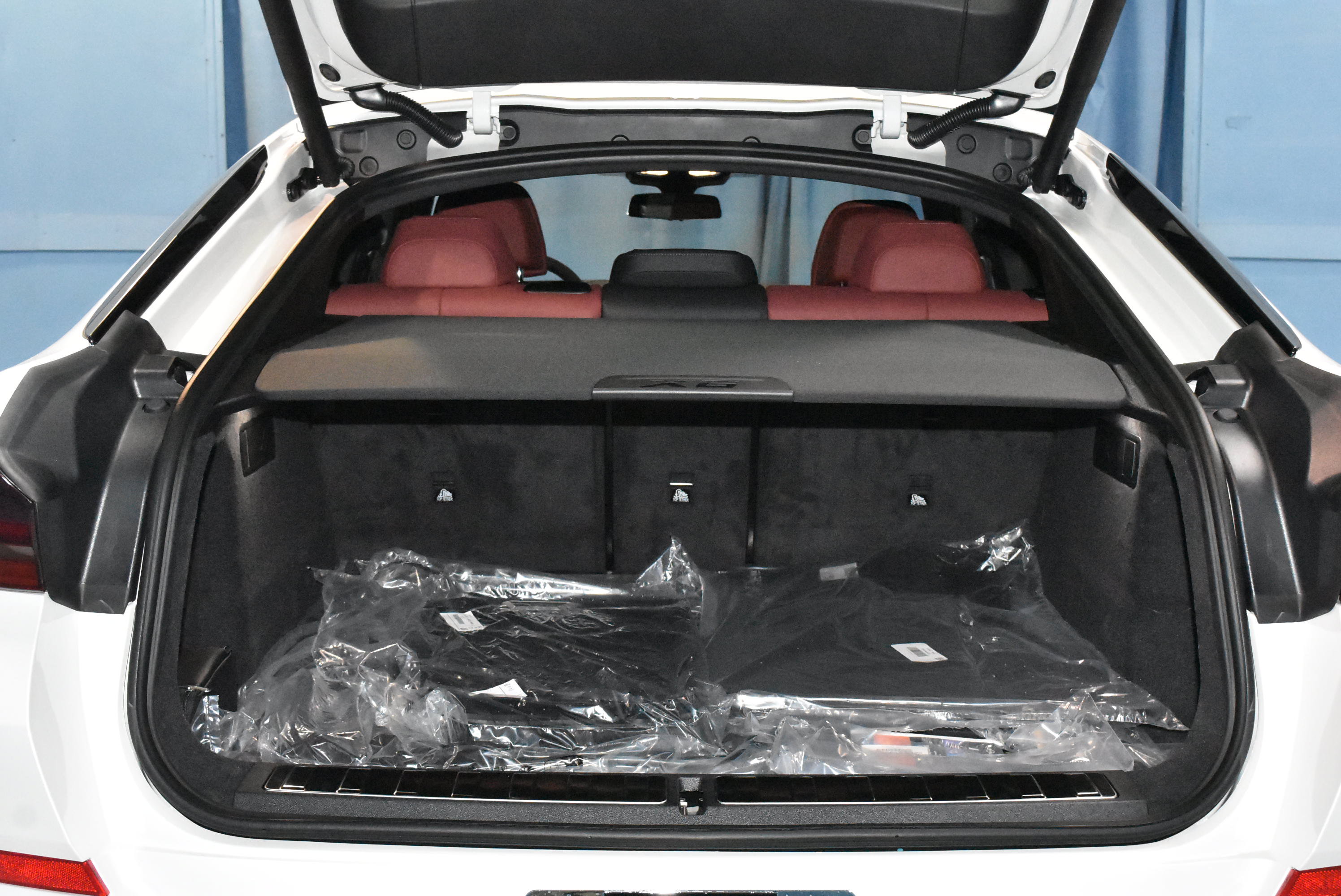 New 2027 BMW X6 xDrive40i w/ Executive Package AWD/4WD image 28