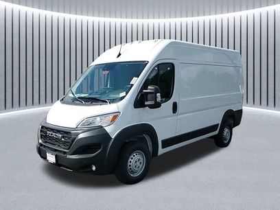 New 2025 RAM ProMaster 2500 w/ Premium Convenience Group