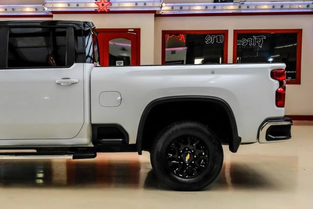 Used 2025 Chevrolet Silverado 2500 LT AWD/4WD image 14