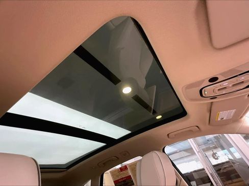 Certified 2024 Audi Q5 2.0T Premium Plus image 13