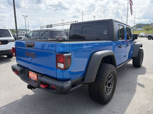 Used 2021 Jeep Gladiator Rubicon w/ Trailer Tow Package AWD/4WD image 8