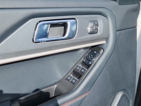 New 2026 Ford Explorer ST-Line w/ ST-Line Street Pack AWD/4WD image 17
