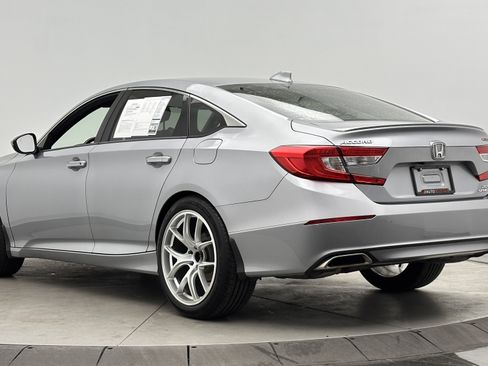 Used 2020 Honda Accord Sport image 6